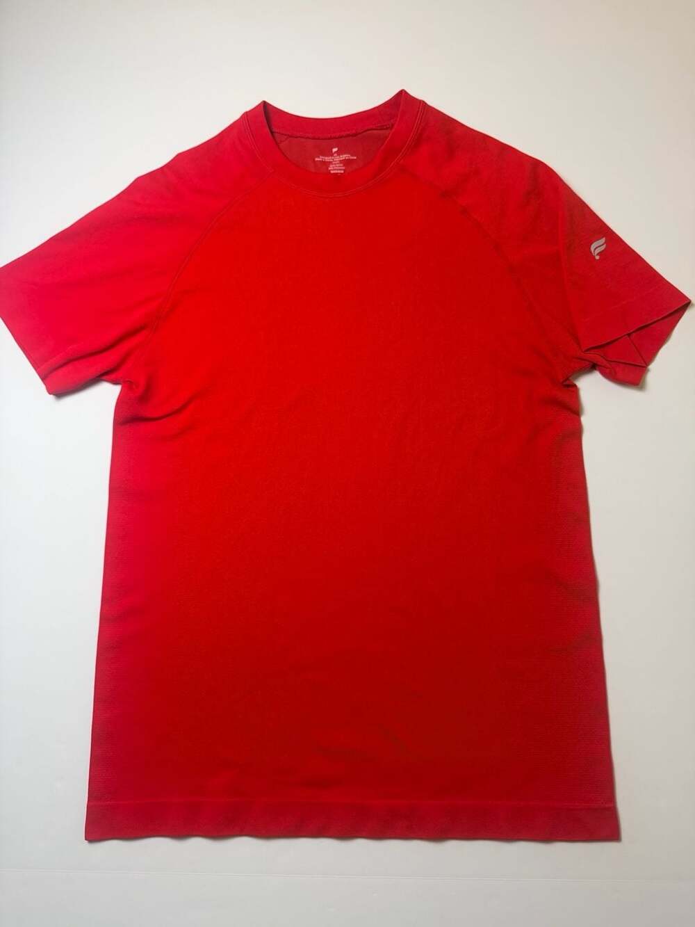 Fabletics Men’s Athletic T-Shirt Red Short Sleeve Performance Crewneck Sz XS